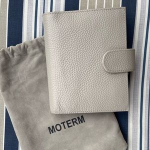 🖤 Moterm Pocket Leather Ring Planner